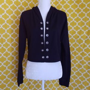 NWOT- RUE 21 BLACK GROMMET ACCENT CROPPED HOODIE